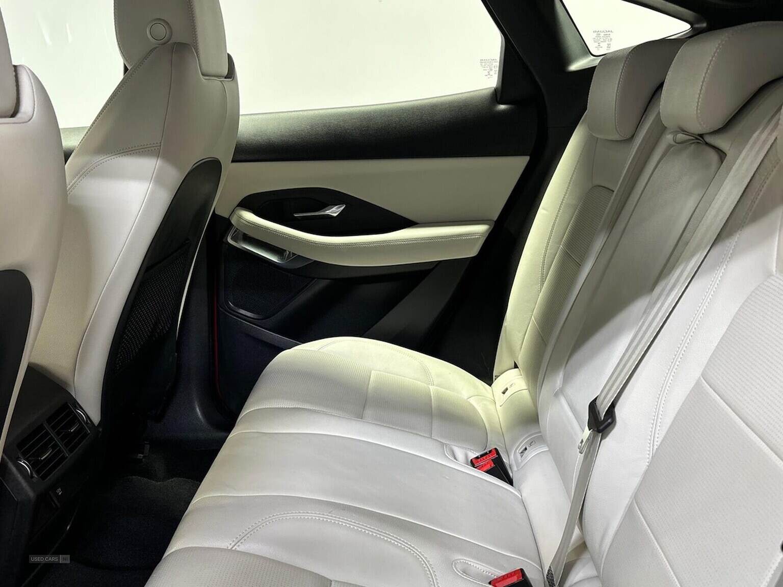 Jan 2019 Jaguar E-Pace 2.0D R-Dynamic S 5Dr Auto