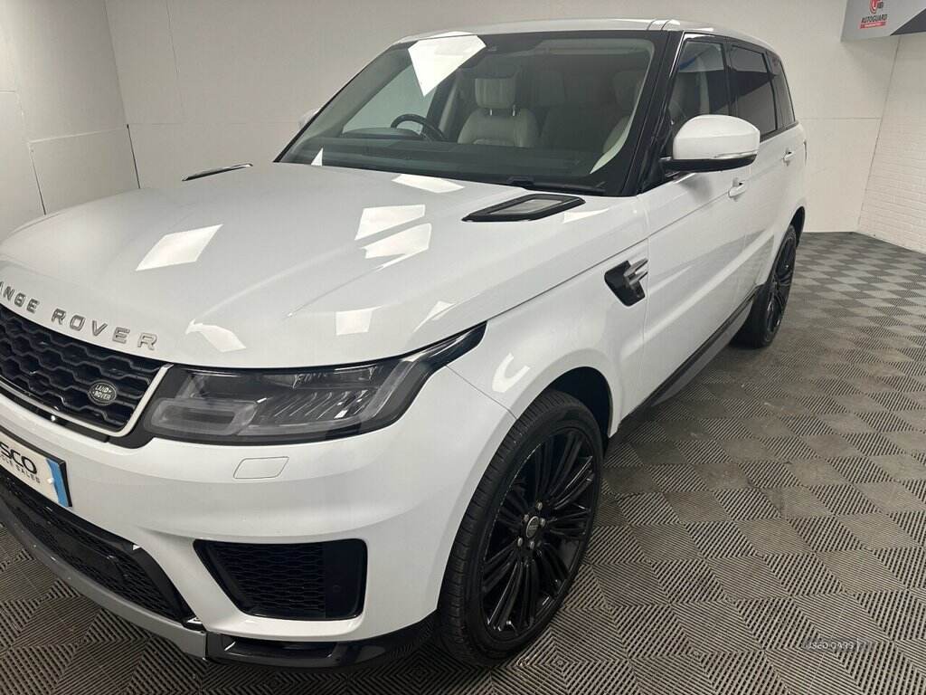 Mar 2018 Land Rover Range Rover Sport 2.0 SD4 HSE 5dr Auto