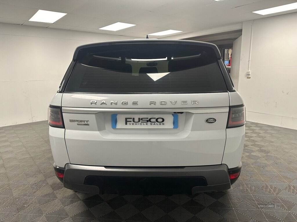 Mar 2018 Land Rover Range Rover Sport 2.0 SD4 HSE 5dr Auto