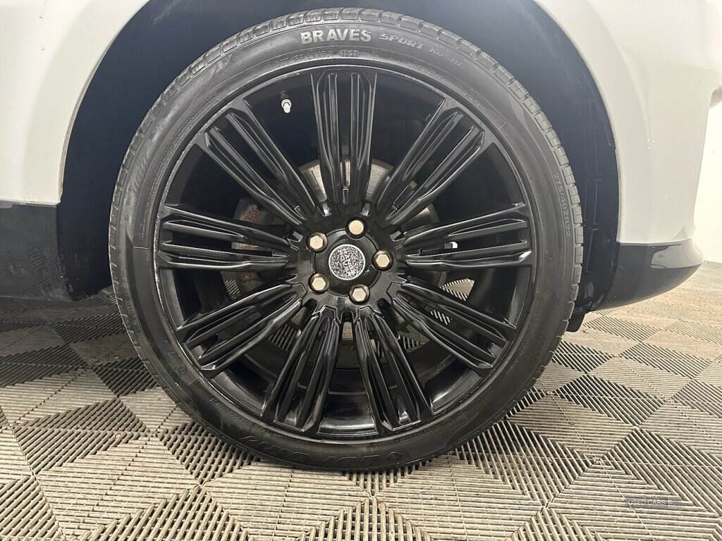 Mar 2018 Land Rover Range Rover Sport 2.0 SD4 HSE 5dr Auto