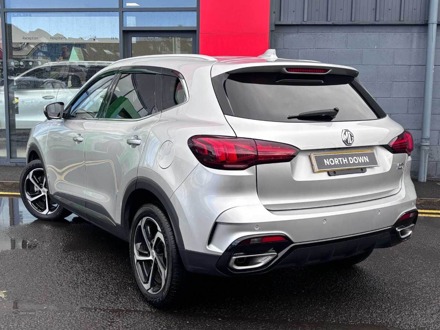 Feb 2024 MG HS 1.5 T-GDI PHEV Trophy 5dr Auto