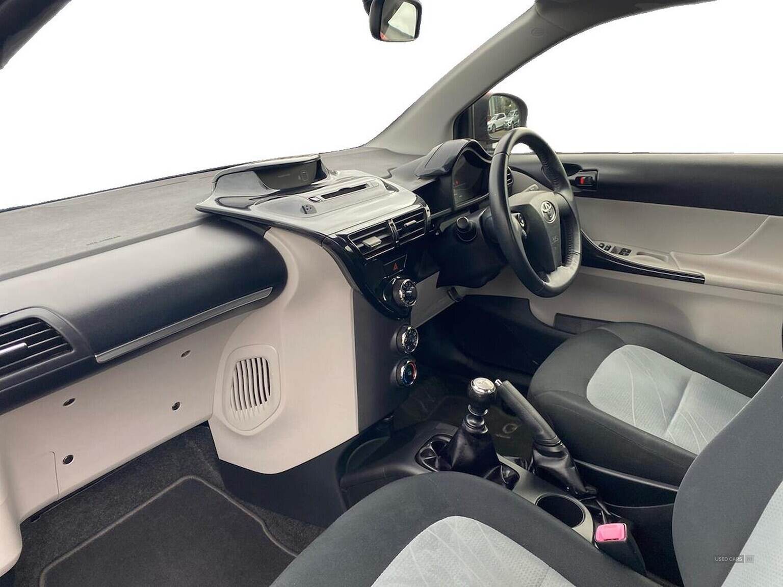 May 2013 Toyota iQ 1.0 Vvt-I 3Dr