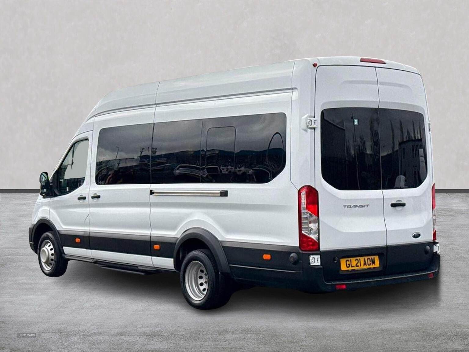 May 2021 Ford Transit 2.0 Ecoblue 130Ps H3 17 Seater Leader