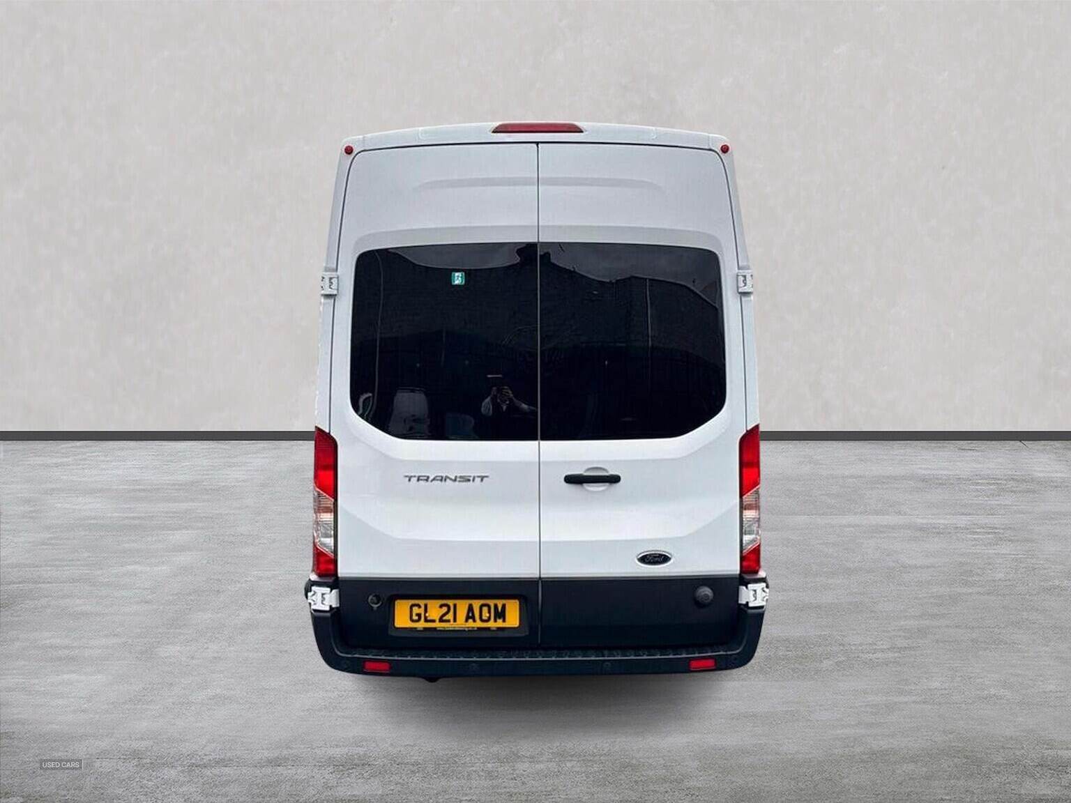 May 2021 Ford Transit 2.0 Ecoblue 130Ps H3 17 Seater Leader
