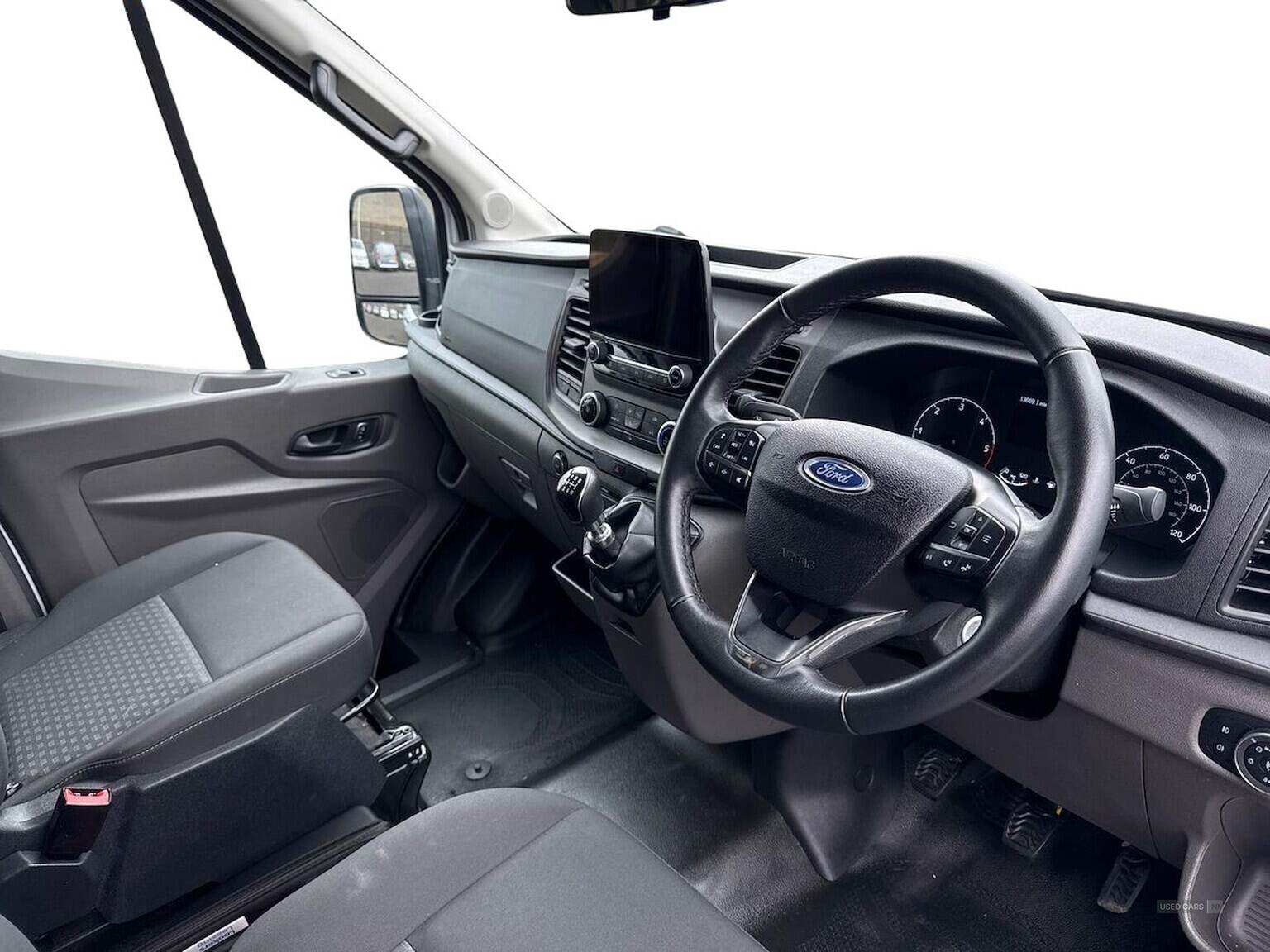 May 2021 Ford Transit 2.0 Ecoblue 130Ps H3 17 Seater Leader