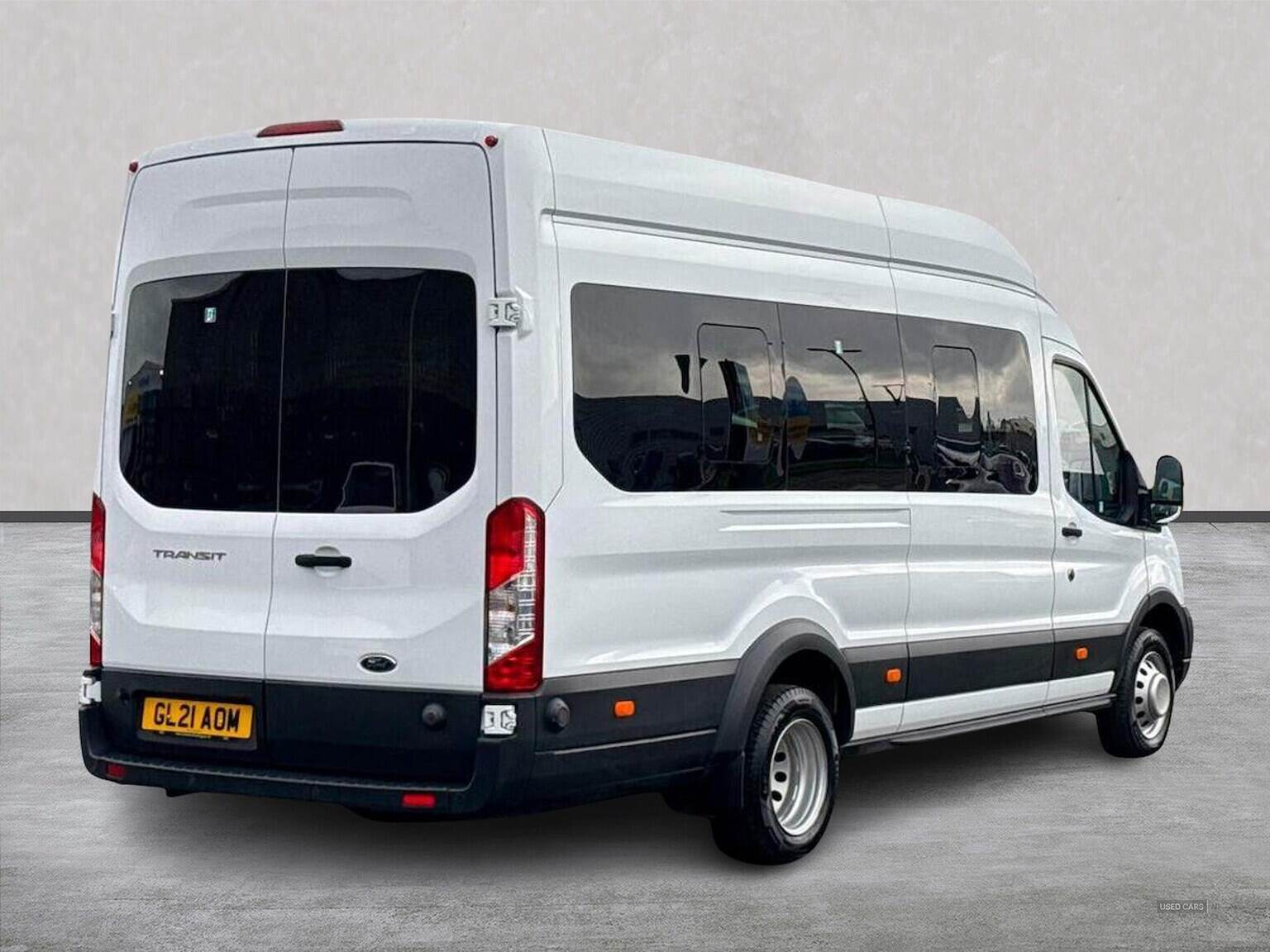 May 2021 Ford Transit 2.0 Ecoblue 130Ps H3 17 Seater Leader