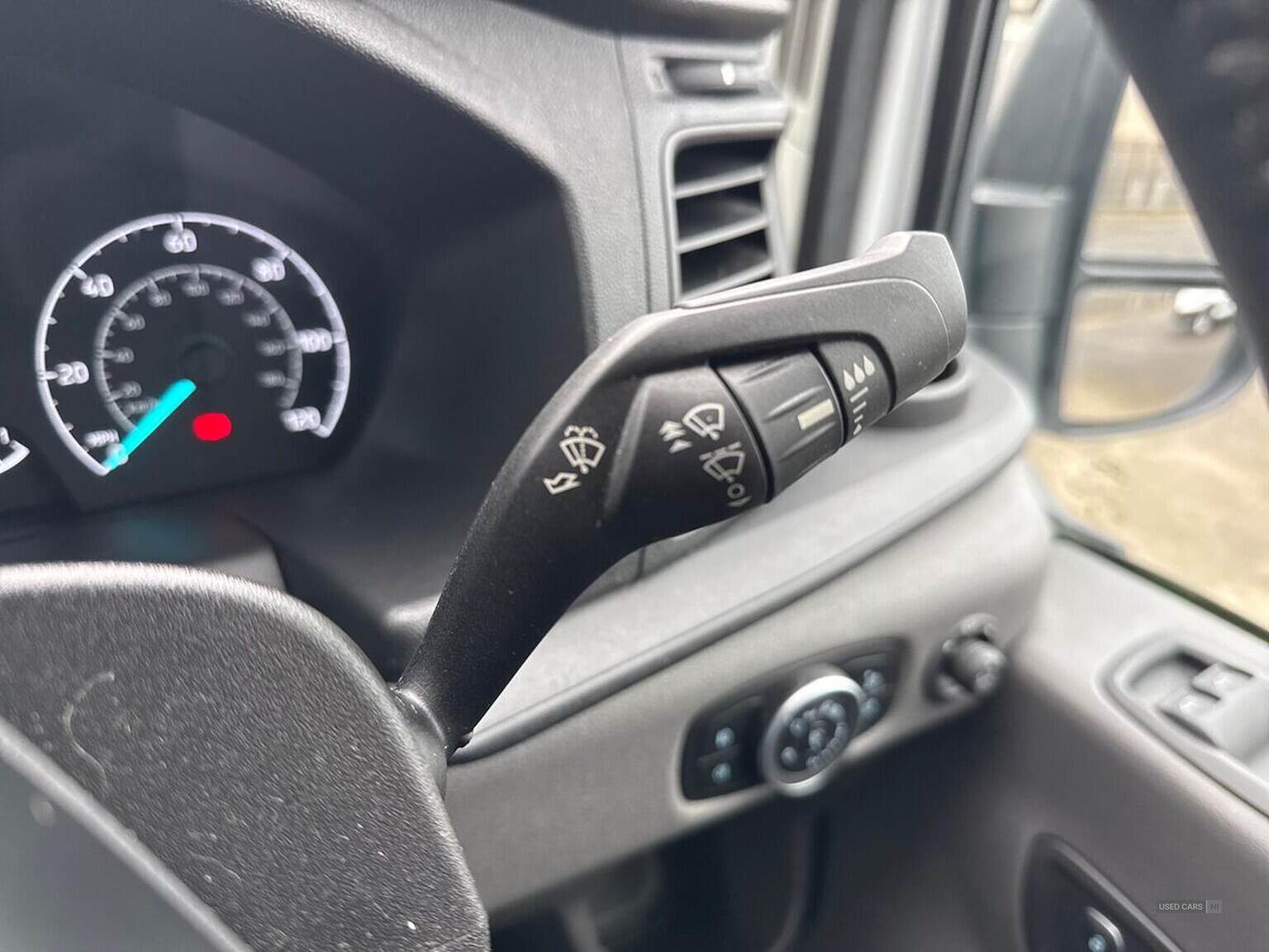 May 2021 Ford Transit 2.0 Ecoblue 130Ps H3 17 Seater Leader