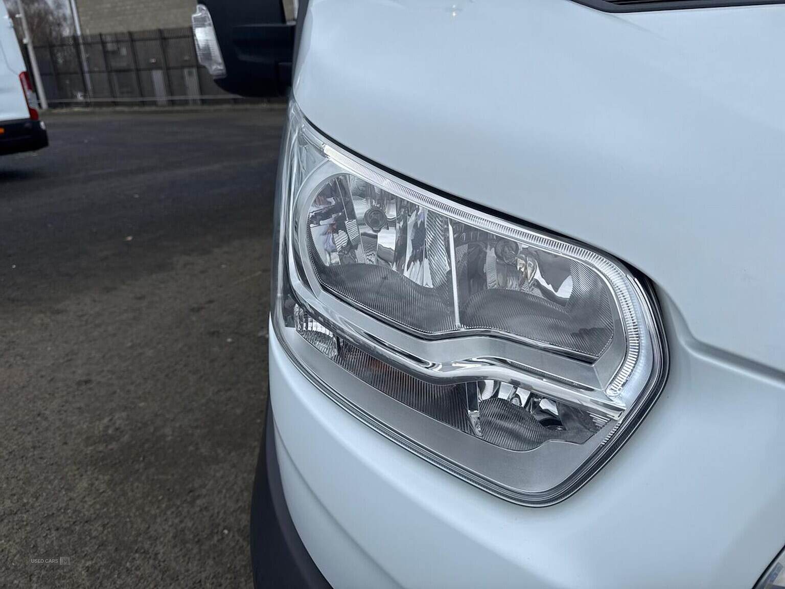 May 2021 Ford Transit 2.0 Ecoblue 130Ps H3 17 Seater Leader