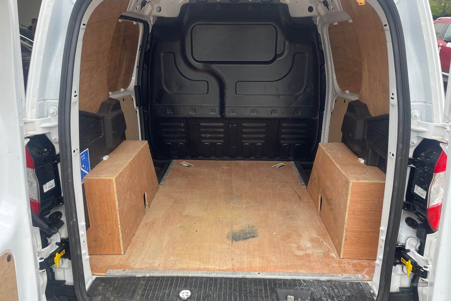 Jan 2022 Ford Transit Courier 1.0 EcoBoost Leader Van [6 Speed]