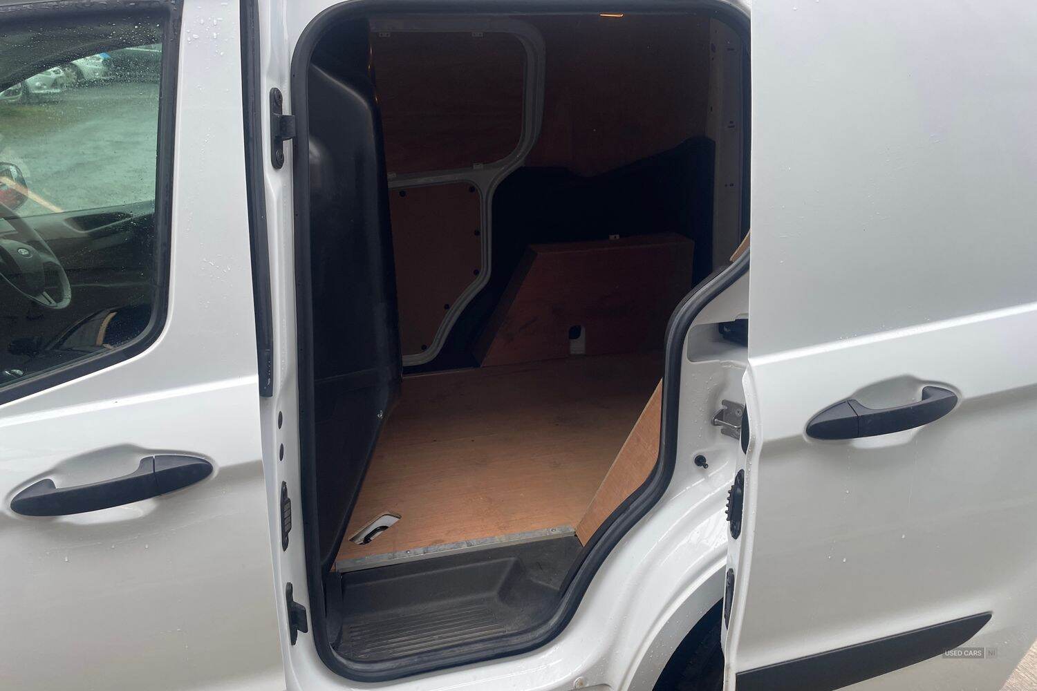Jan 2022 Ford Transit Courier 1.0 EcoBoost Leader Van [6 Speed]