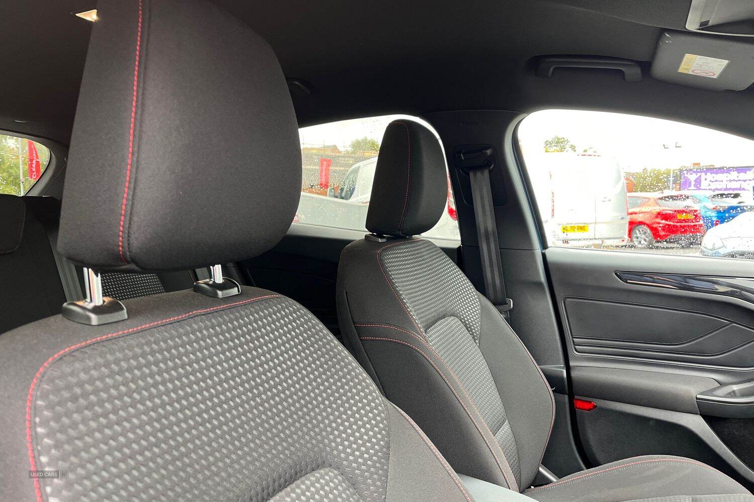 Dec 2023 Ford Focus 1.0 EcoBoost Hybrid mHEV ST-Line 5dr