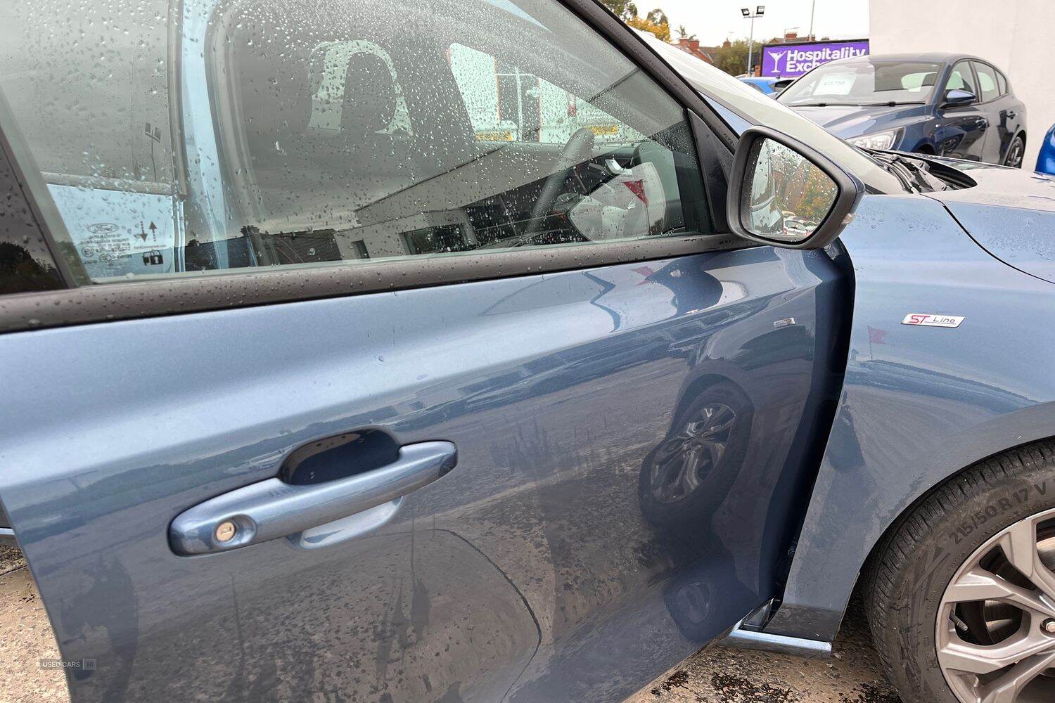 Dec 2023 Ford Focus 1.0 EcoBoost Hybrid mHEV ST-Line 5dr