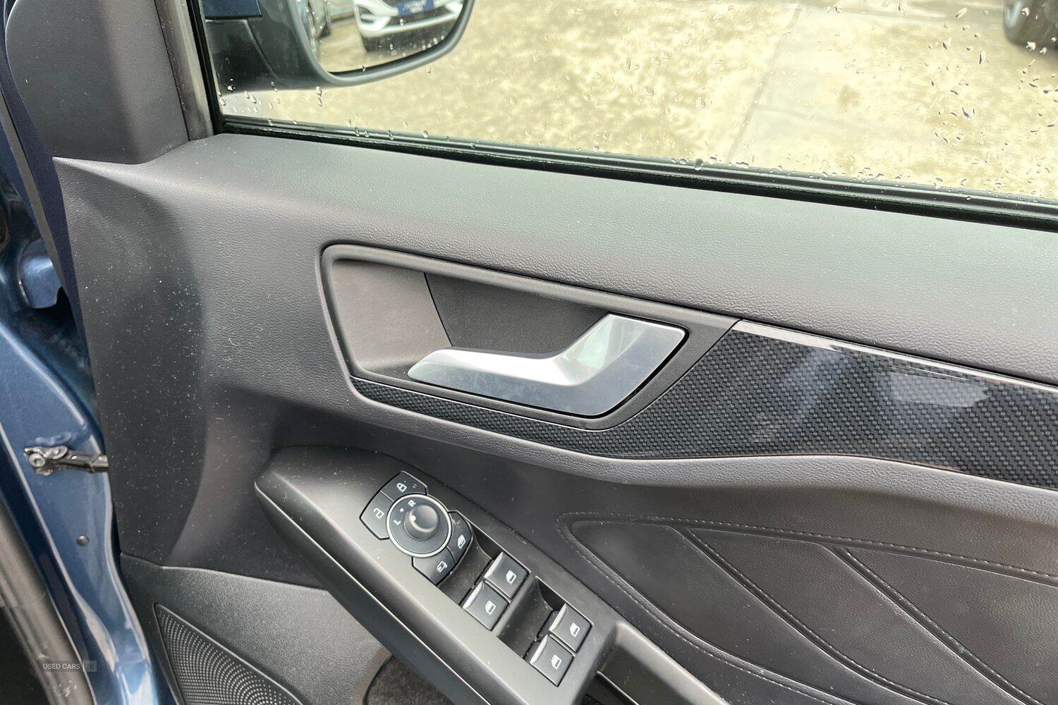 Dec 2023 Ford Focus 1.0 EcoBoost Hybrid mHEV ST-Line 5dr