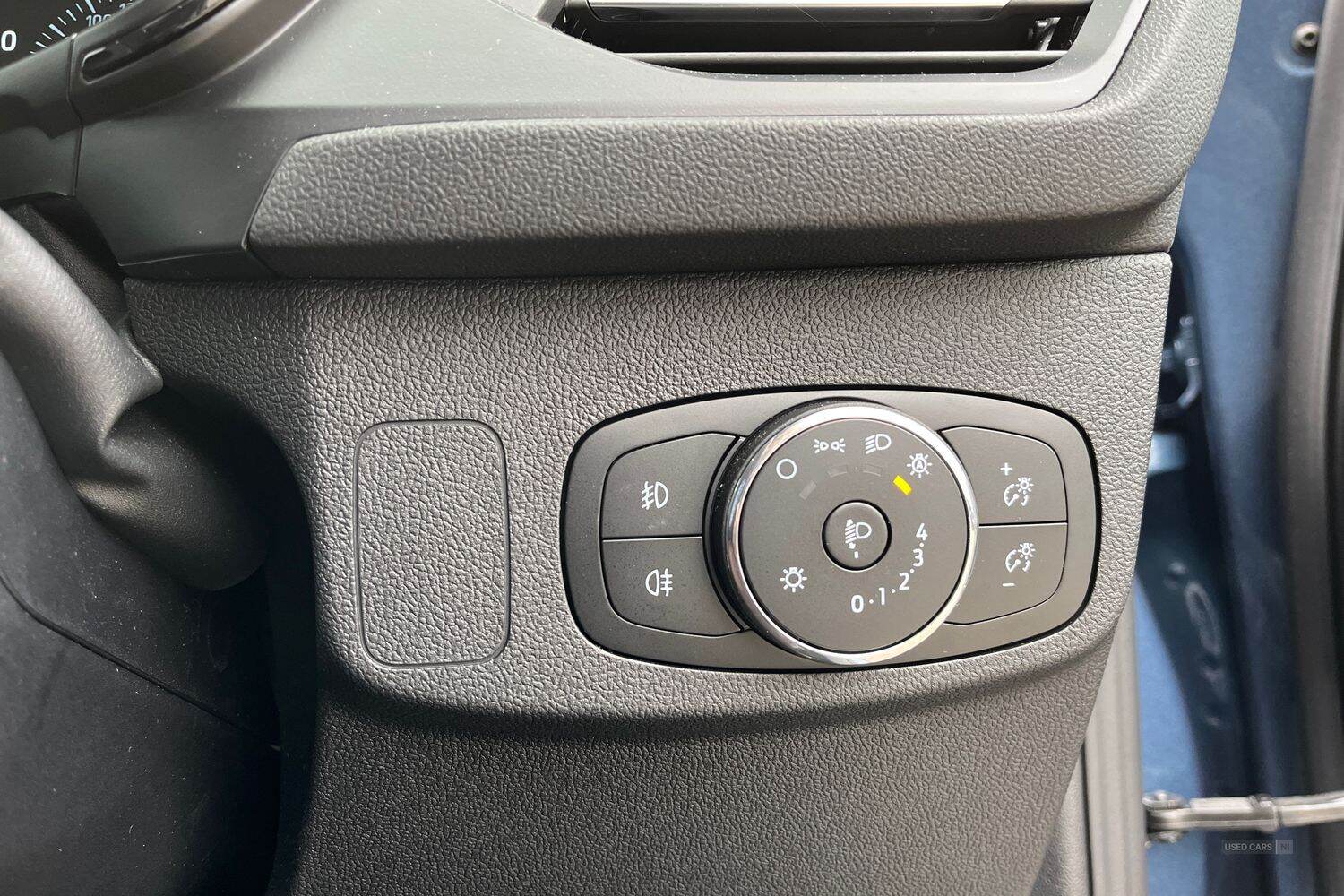 Dec 2023 Ford Focus 1.0 EcoBoost Hybrid mHEV ST-Line 5dr