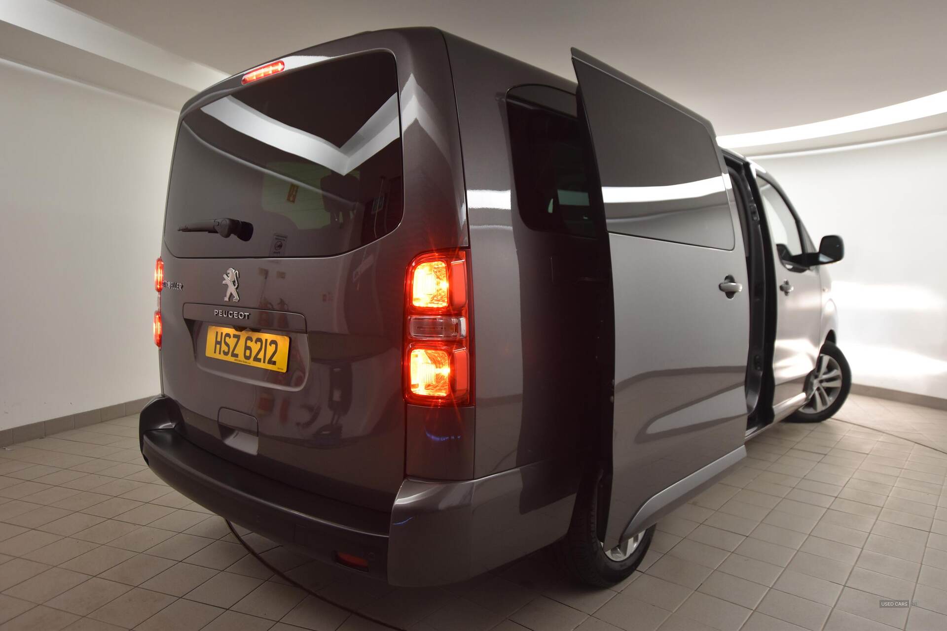  2024 Peugeot Traveller 100kW Business VIP Long [8 Seat] 50kWh 5dr Auto
