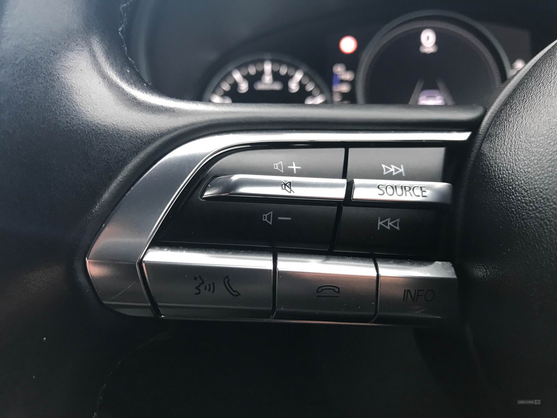 Apr 2022 Mazda 3 2.0 e-Skyactiv G MHEV SE-L 5dr
