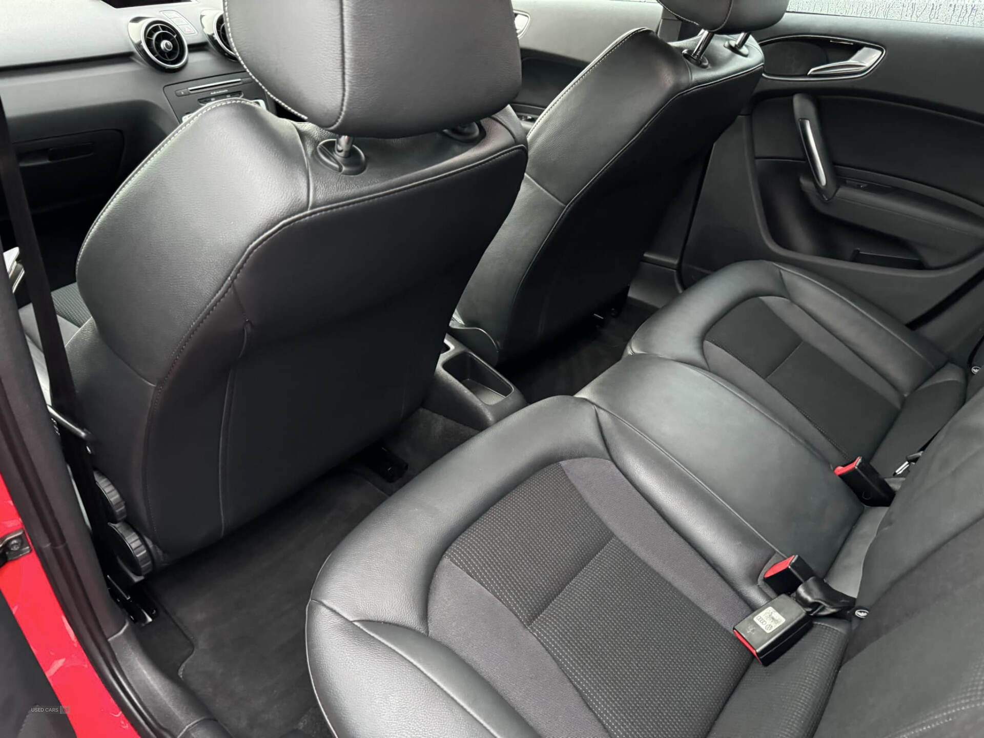 Nov 2015 Audi A1 1.6 TDI S Line 5dr