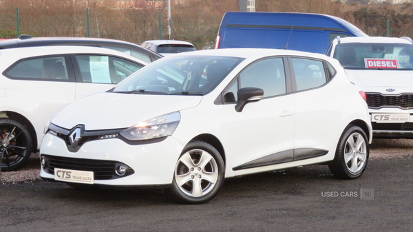 Renault Clio DIESEL HATCHBACK in Derry / Londonderry