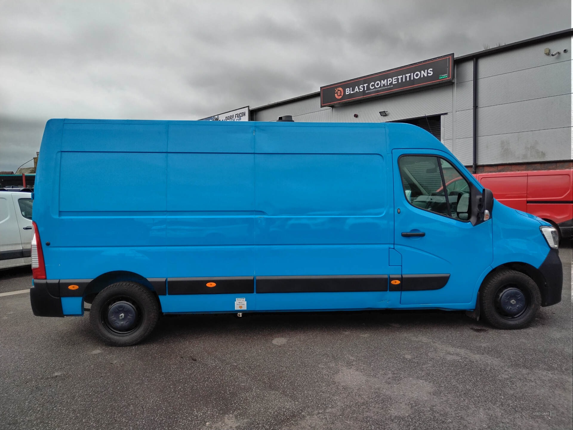 Jun 2020 Renault Master LM35 ENERGY dCi 150 Business Medium Roof Van