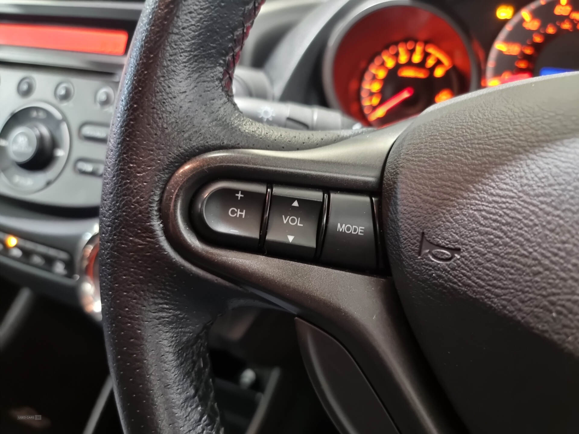 Jun 2015 Honda Jazz 1.4 i-VTEC ES Plus 5dr