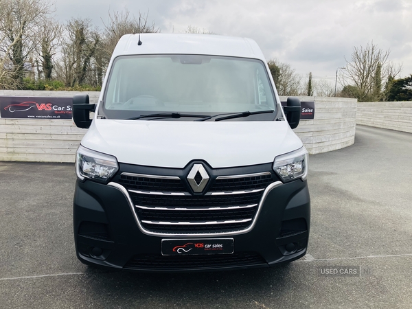 Renault Master LWB DIESEL FWD in Down