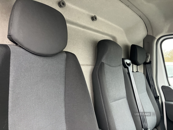 Renault Master LWB DIESEL FWD in Down