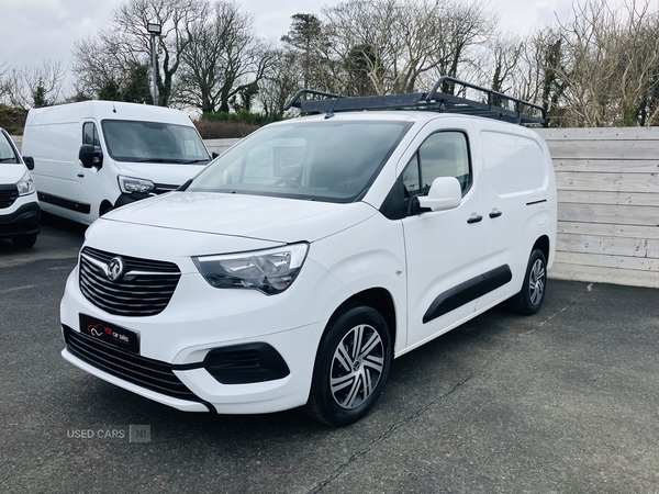 Vauxhall Combo CARGO L2 DIESEL in Down