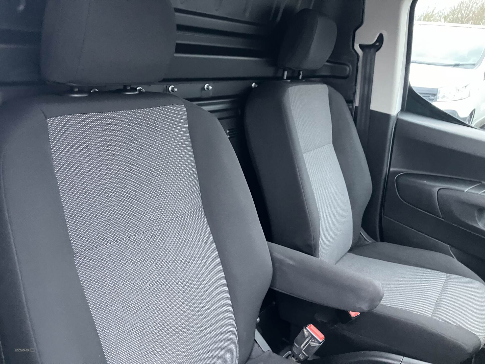 Vauxhall Combo CARGO L2 DIESEL in Down