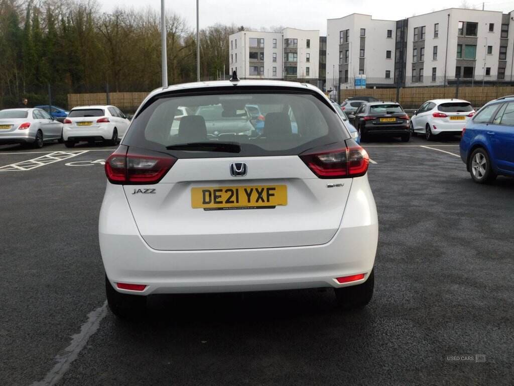 Jun 2021 Honda Jazz 1.5 i-MMD Hybrid SE 5dr eCVT