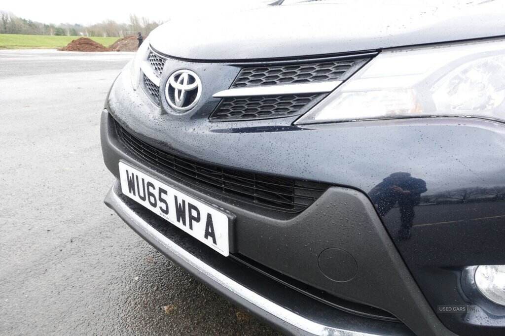 Oct 2015 Toyota RAV4 2.0 D-4D Icon 5dr 2WD