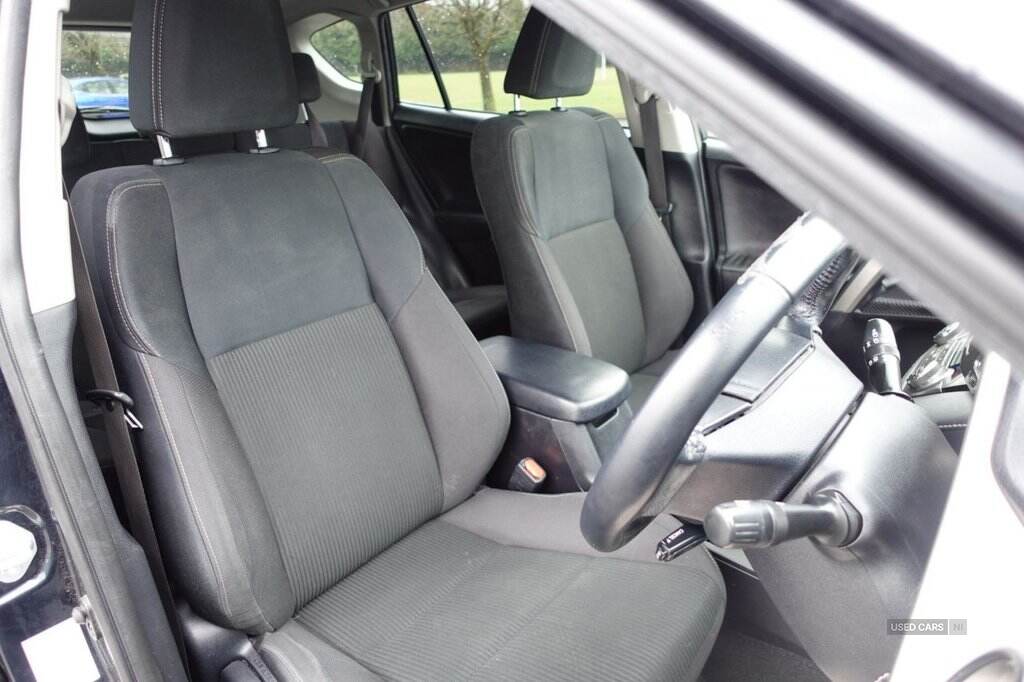 Oct 2015 Toyota RAV4 2.0 D-4D Icon 5dr 2WD