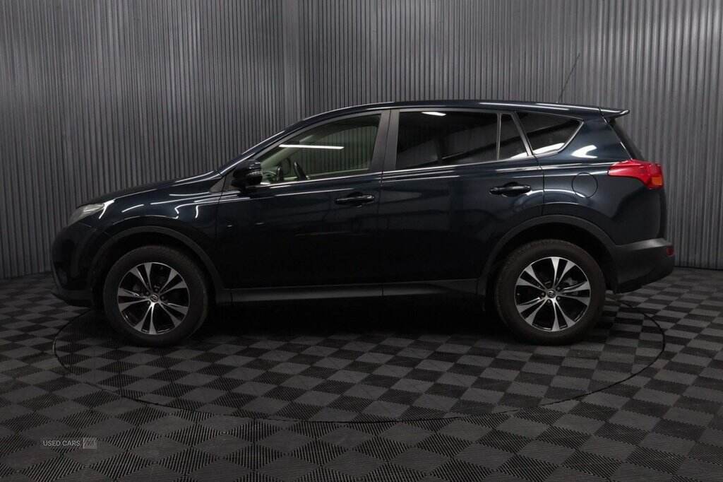 Oct 2015 Toyota RAV4 2.0 D-4D Icon 5dr 2WD