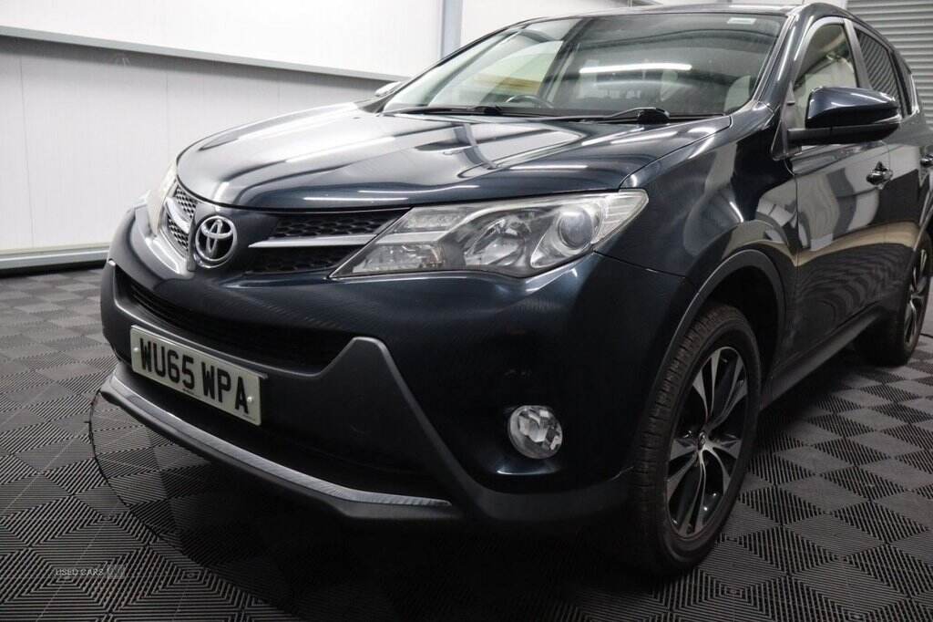 Oct 2015 Toyota RAV4 2.0 D-4D Icon 5dr 2WD