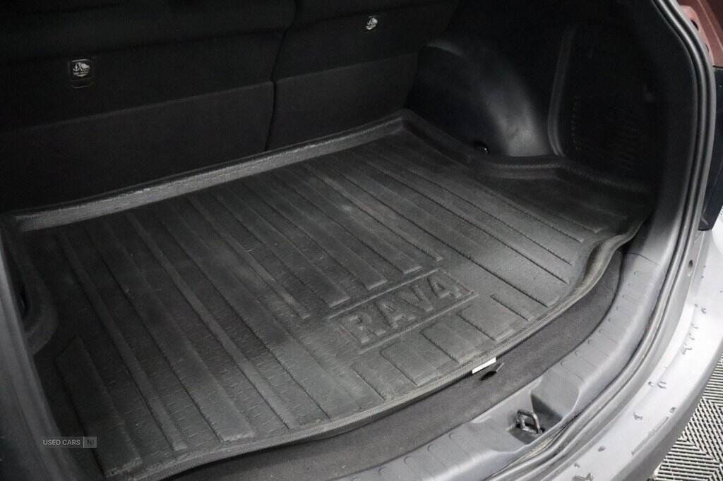 Oct 2015 Toyota RAV4 2.0 D-4D Icon 5dr 2WD
