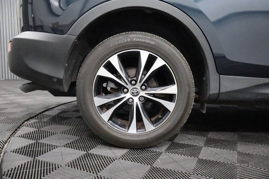 Oct 2015 Toyota RAV4 2.0 D-4D Icon 5dr 2WD
