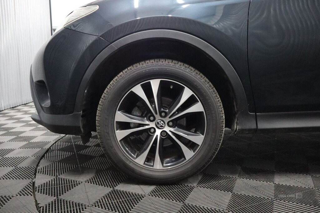 Oct 2015 Toyota RAV4 2.0 D-4D Icon 5dr 2WD