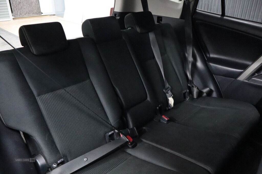 Oct 2015 Toyota RAV4 2.0 D-4D Icon 5dr 2WD
