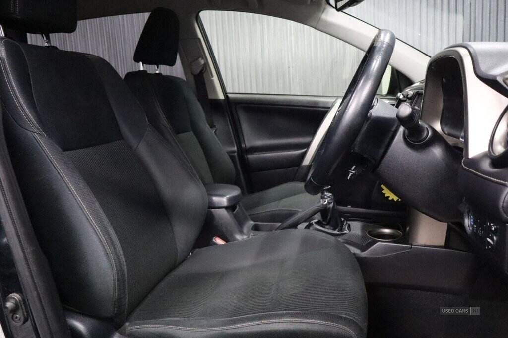 Oct 2015 Toyota RAV4 2.0 D-4D Icon 5dr 2WD