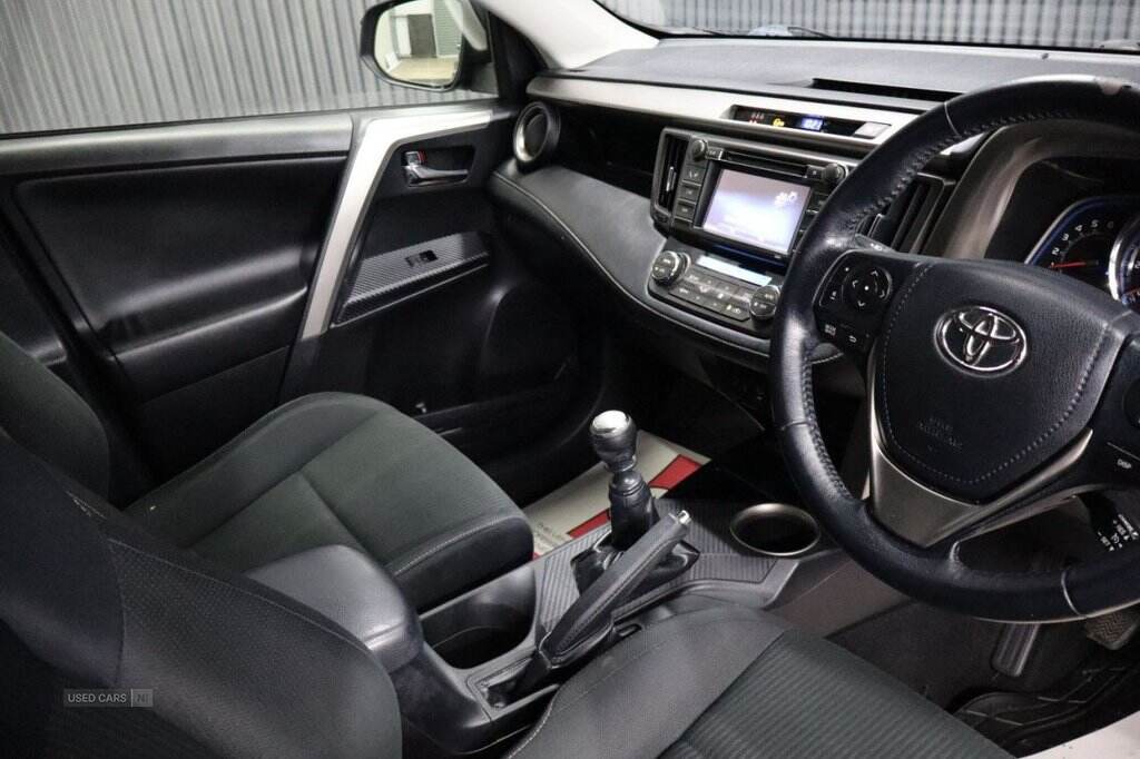 Oct 2015 Toyota RAV4 2.0 D-4D Icon 5dr 2WD