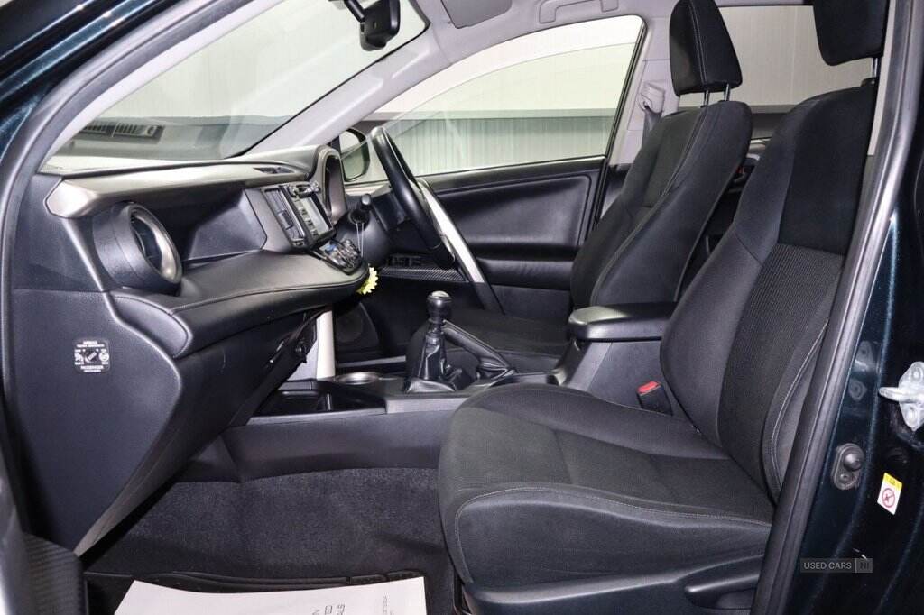 Oct 2015 Toyota RAV4 2.0 D-4D Icon 5dr 2WD