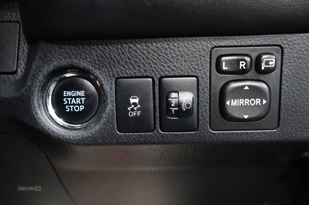 Oct 2015 Toyota RAV4 2.0 D-4D Icon 5dr 2WD