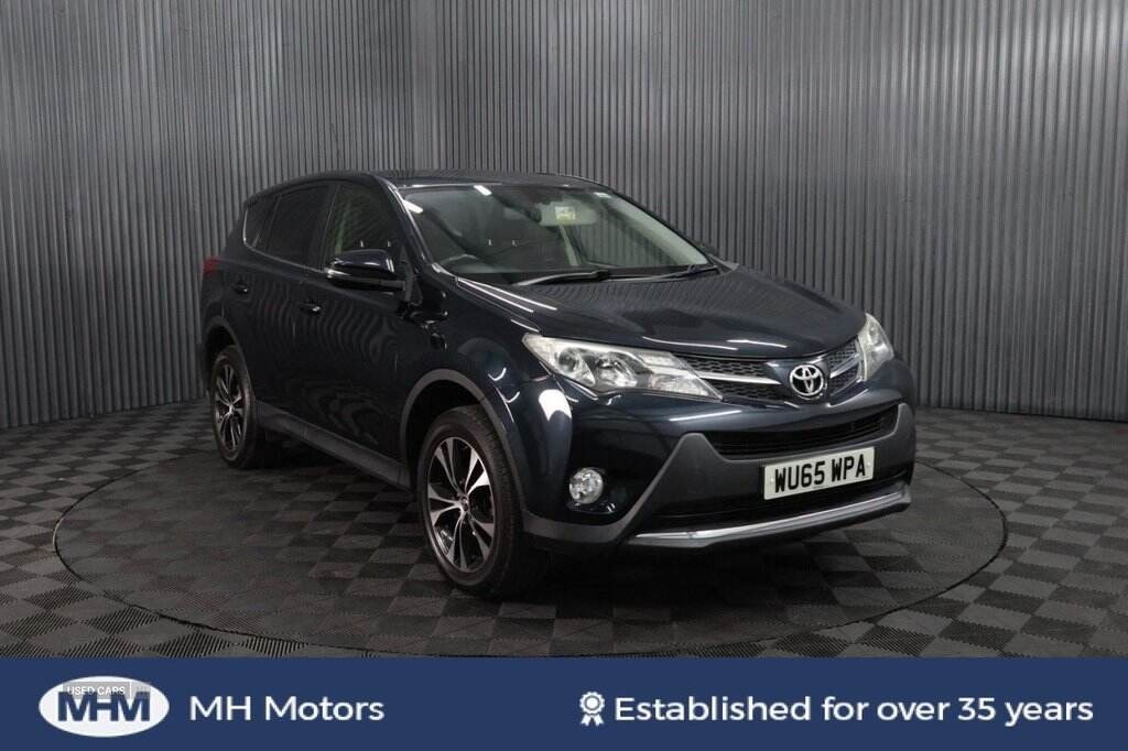 Oct 2015 Toyota RAV4 2.0 D-4D Icon 5dr 2WD