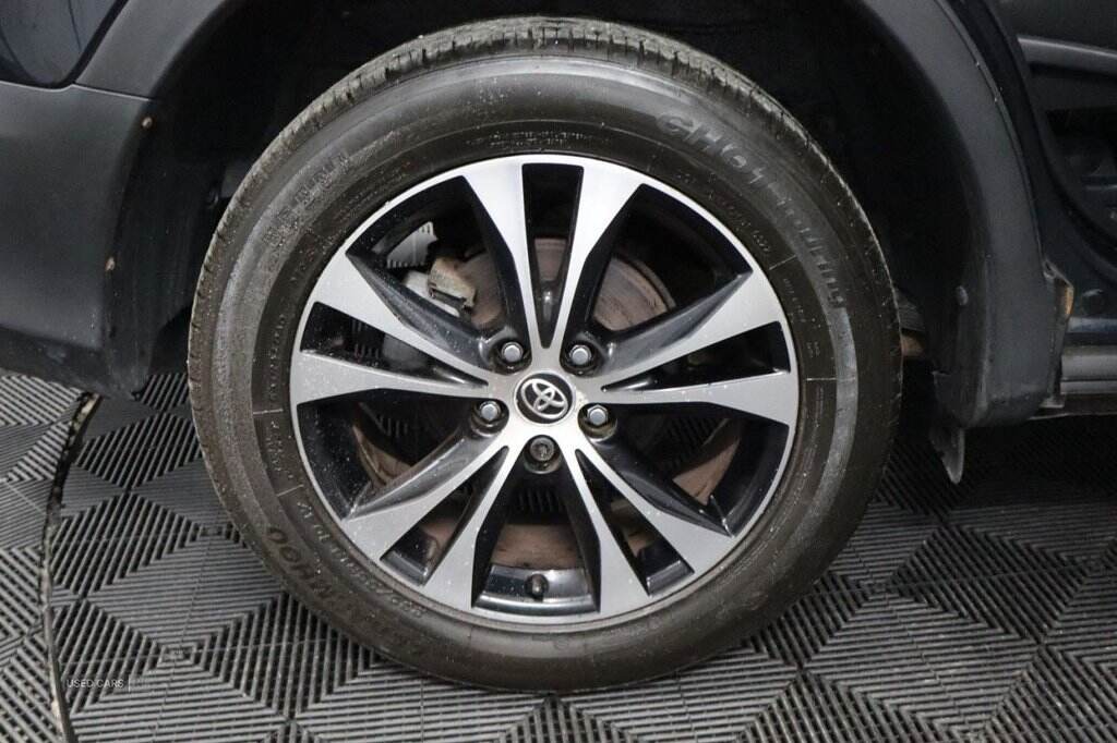 Oct 2015 Toyota RAV4 2.0 D-4D Icon 5dr 2WD