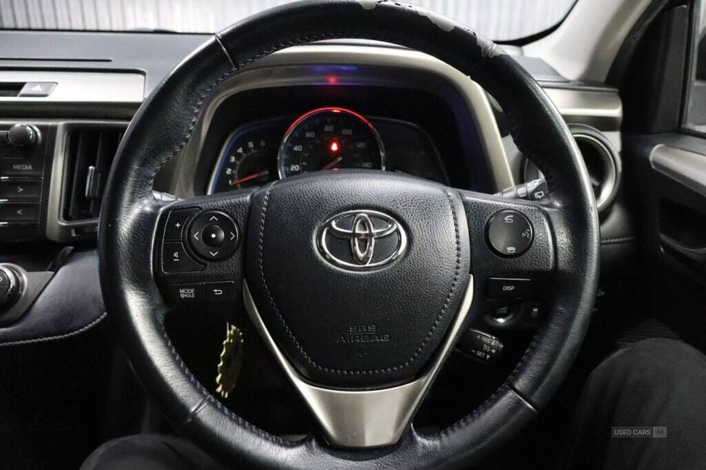 Oct 2015 Toyota RAV4 2.0 D-4D Icon 5dr 2WD