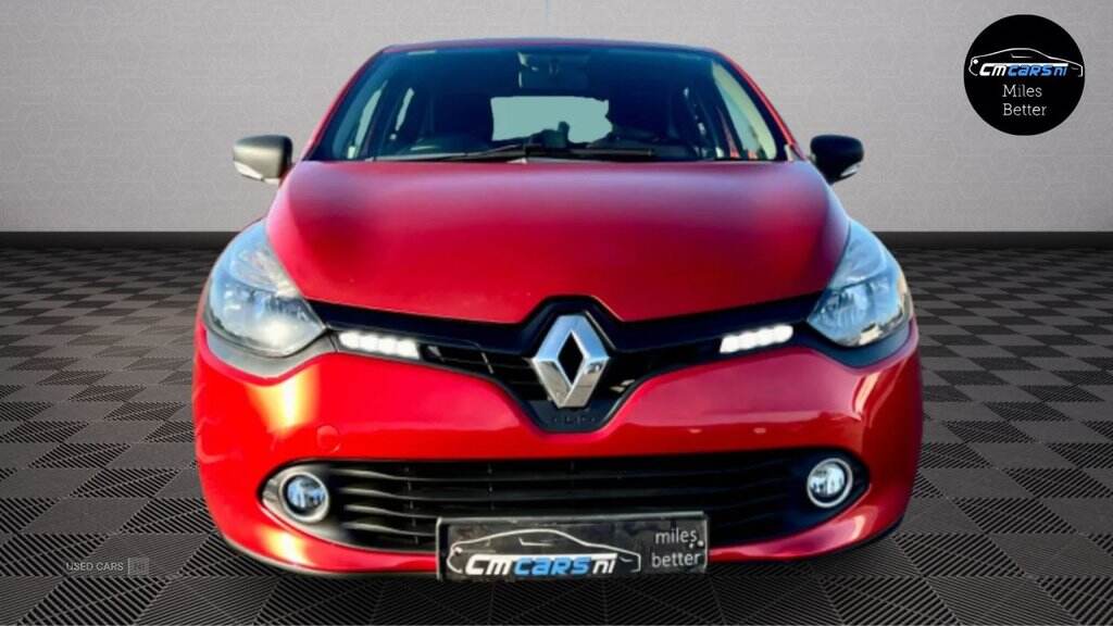 Feb 2016 Renault Clio 1.2 16V Play 5dr