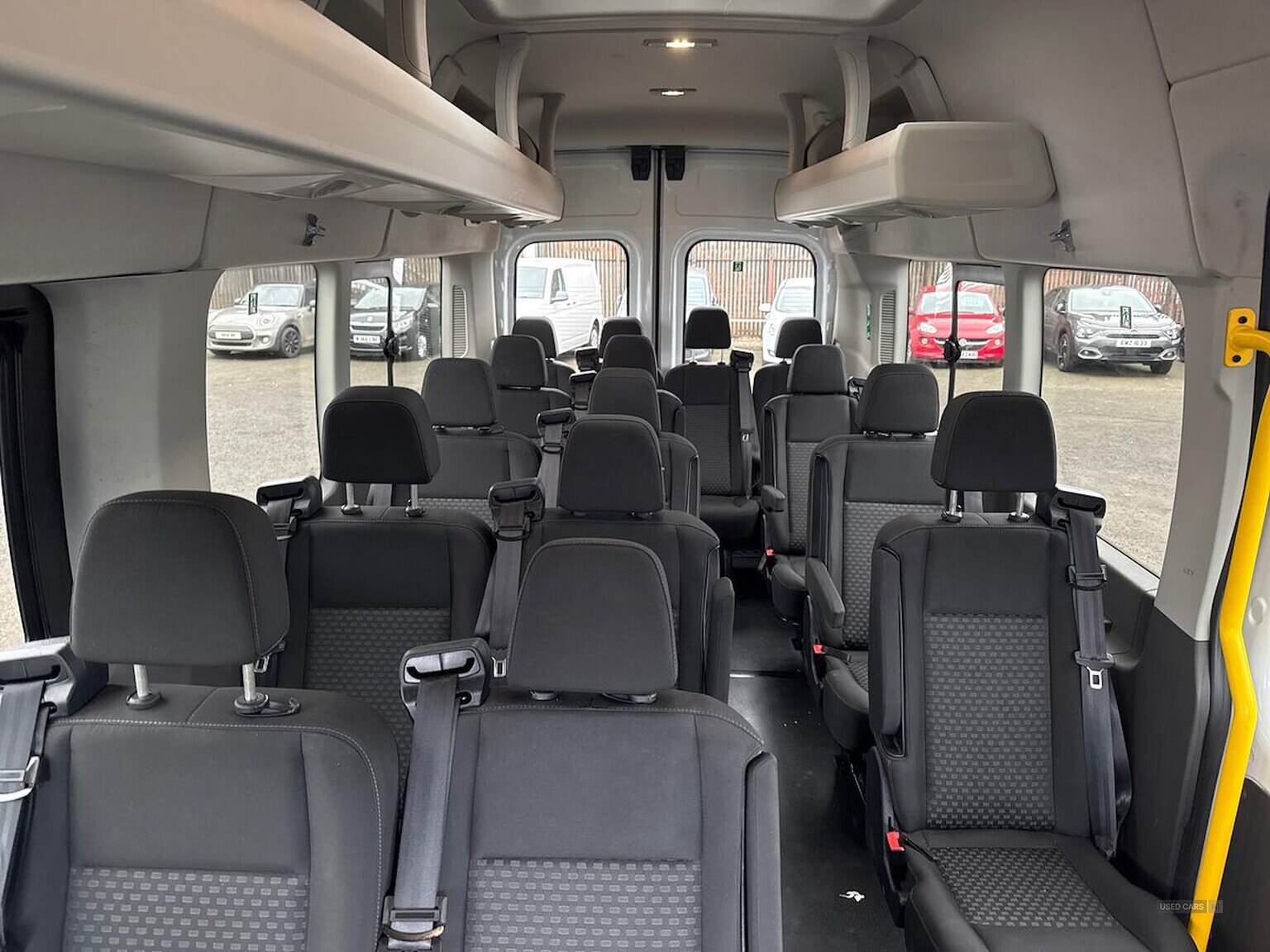 May 2021 Ford Transit 2.0 Ecoblue 130Ps H3 17 Seater Leader