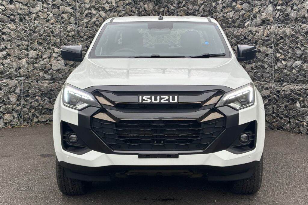  2025 Isuzu D-Max V-Cross 1.9 4WD Euro 6 (s/s) 4dr