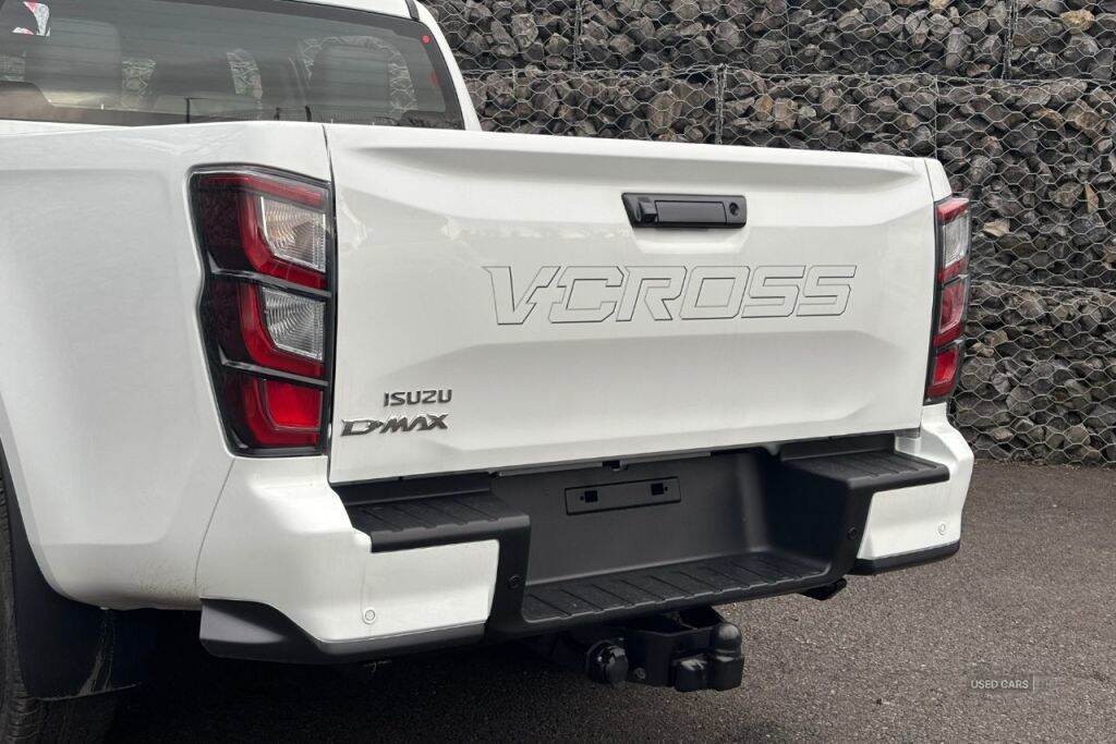  2025 Isuzu D-Max V-Cross 1.9 4WD Euro 6 (s/s) 4dr