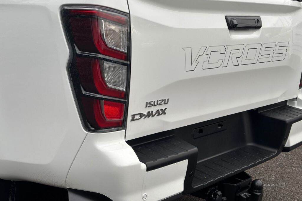  2025 Isuzu D-Max V-Cross 1.9 4WD Euro 6 (s/s) 4dr