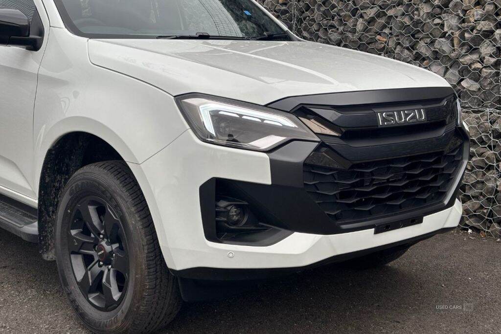  2025 Isuzu D-Max V-Cross 1.9 4WD Euro 6 (s/s) 4dr